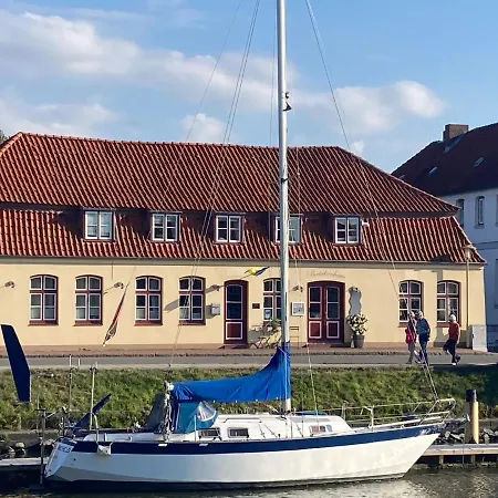 Brueckenhaus Szálloda Glückstadt