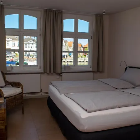 Szálloda Brueckenhaus Glückstadt